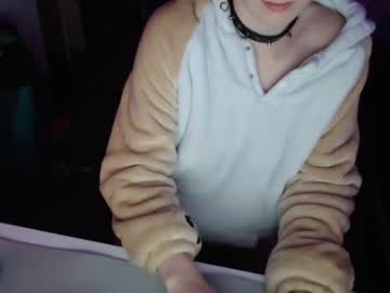 Cam for luxxbunnyrabbit