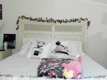 Cam for laceycoffeegirl