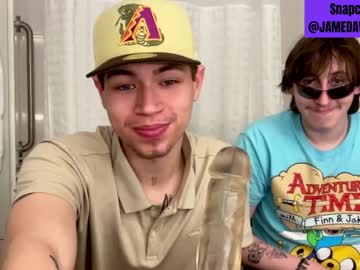 Cam for holdthesausagehostage