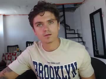 Cam for daniel_collins07