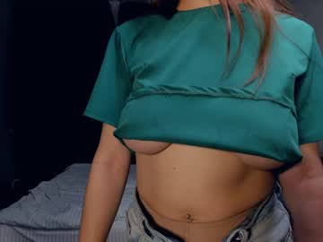 Cam for helen_enjoys