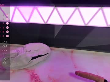 Cam for vanessa_love