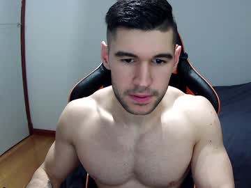 Cam for muscularprettyman