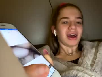 Cam for british_amber18