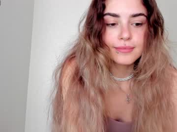 Cam for emmycrystal_