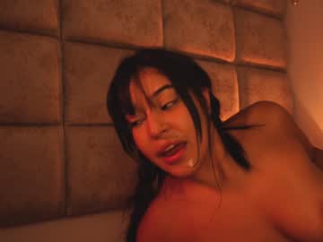 Cam for princess_and_papi