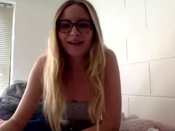 Cam for urdreamgirl18