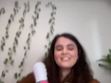 Cam for gia_is_horny