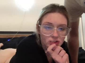 Cam for hellogoodbi9999