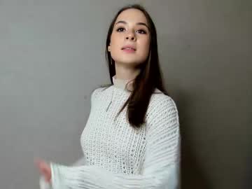 Cam for jeanne_curtis