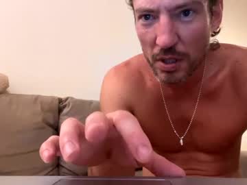 Cam for littlehornycriature