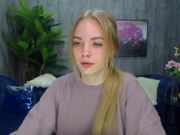 Cam for crazzychicks2