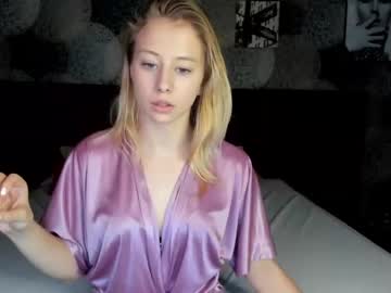 Cam for emily_tayl0r